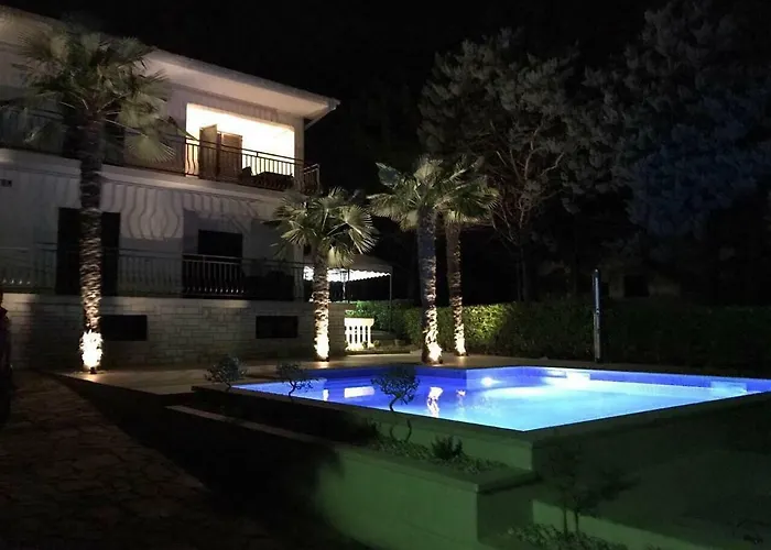 וילה Haus Tanja *