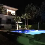 Vilă Haus Tanja *